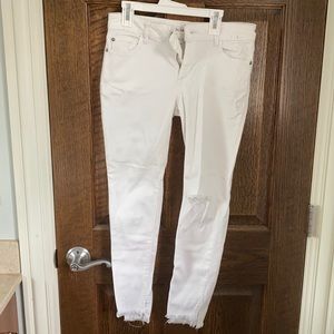 DL1961 Cropped White Capris